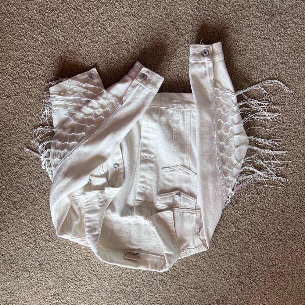 Bride Jacket - Picture 7 of 7